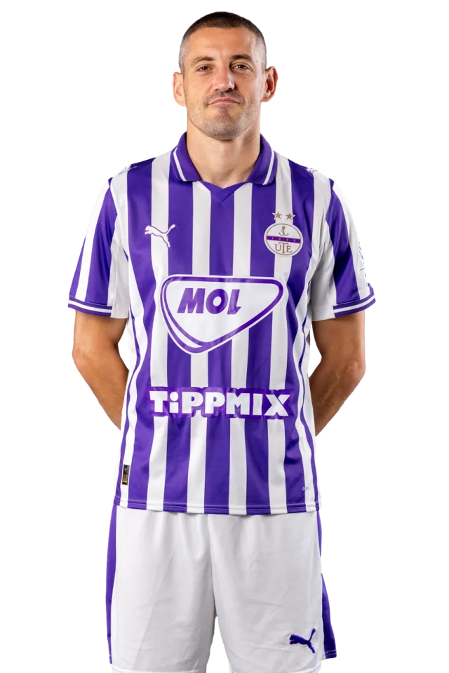 Arijan Ademi portré
